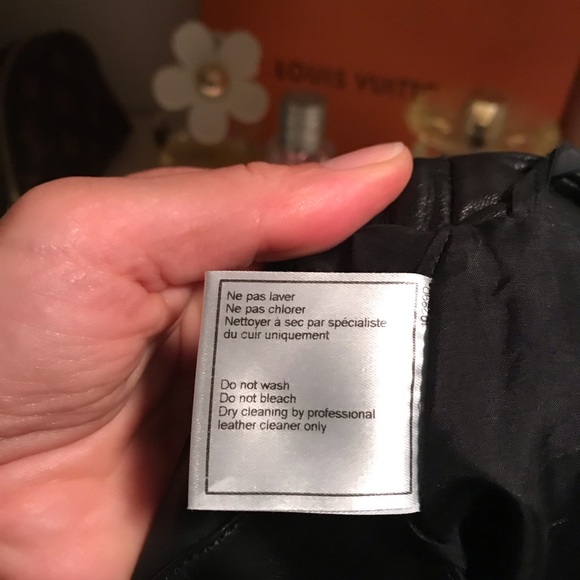 Chanel Lambskin Leather A-line Skirt - Picture 5 of 7